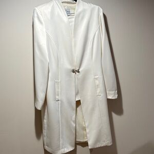 Elegant White Women's Coat
